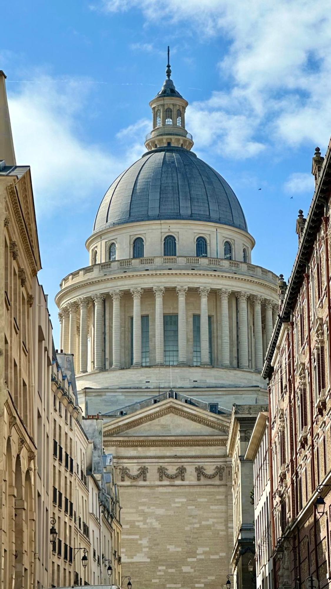 Chic Flat In Pantheon & Luxembourg Garden * París
