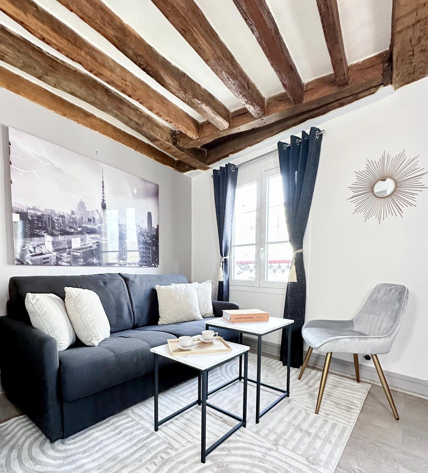 Chic Flat In Pantheon & Luxembourg Garden París